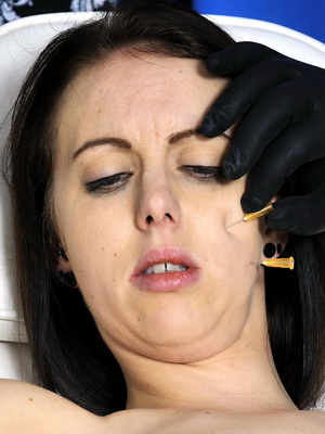 Emilys Medical Needle Torture